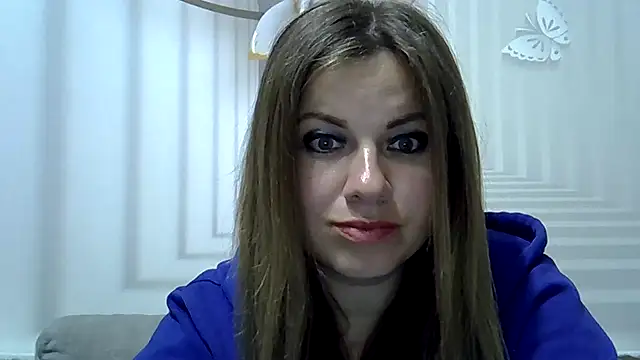 Snapshot of TinaFun4u chatting on 10, 5, 2026 TinaFun4u online show from 10, 5, 2026
