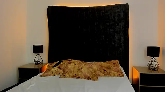 NataGarcia online show from 8, 10, 2025