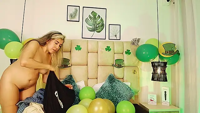 Snapshot of AdharaSmithh chatting on 17, 3, 2025 AdharaSmithh online show from 17, 3, 2025