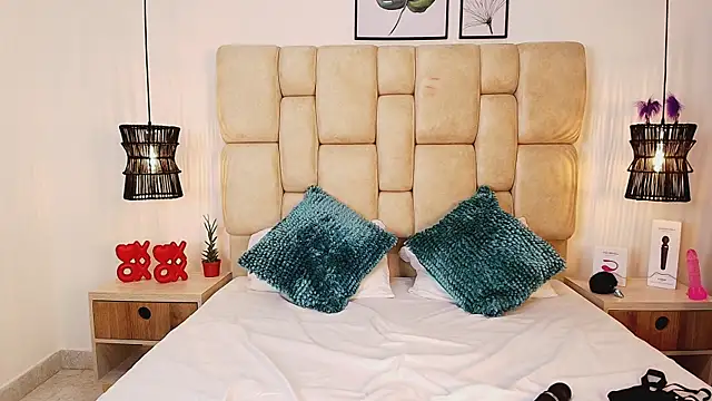 Snapshot of AdharaSmithh chatting on 20, 3, 2025 AdharaSmithh online show from 20, 3, 2025