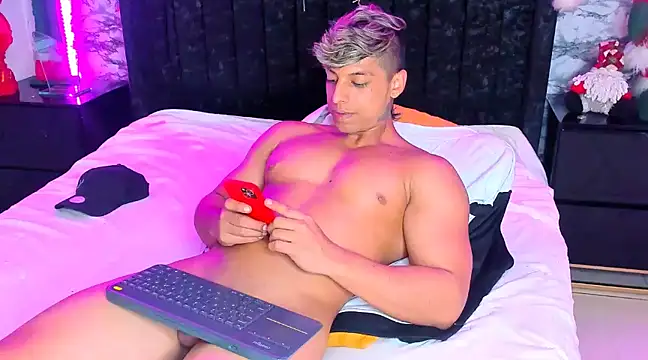 Owen Muzcle online show from 5, 12, 2024