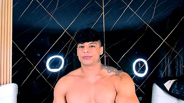 Owen Muzcle online show from 6, 11, 2025