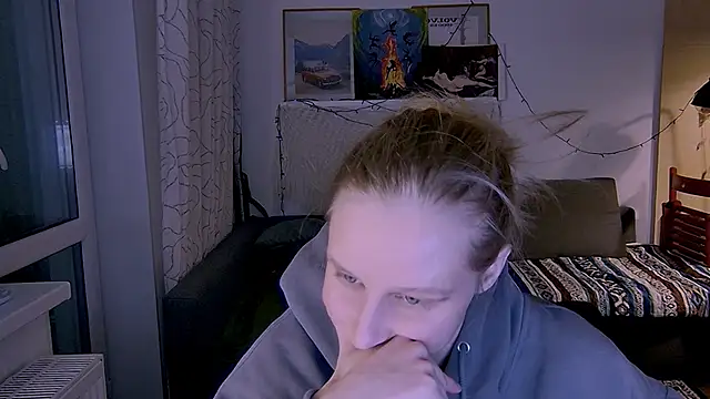 KatiKate online show from 6, 2, 2025