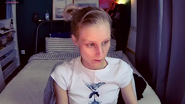 Snapshot of KatiKate chatting on 16, 6, 2026 KatiKate online show from 16, 6, 2026