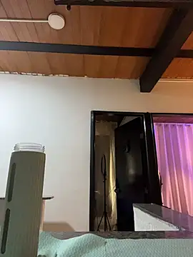 ShyVibes  online show from 18, 11, 2025