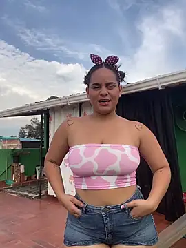 Violetrousse online show from 5, 2, 2026