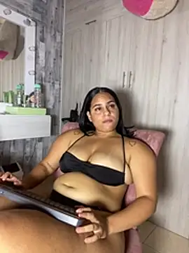 Violetrousse online show from 11, 6, 2026