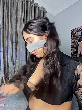 Snapshot of Meryem_Queen chatting on 28, 2, 2026 Meryem Queen online show from 28, 2, 2026