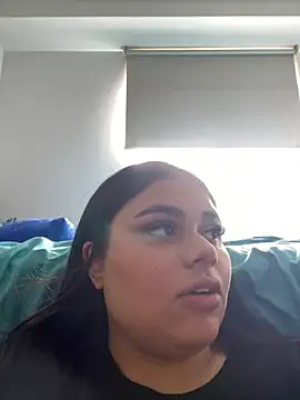 alissonfernandez  online show from 29, 1, 2025