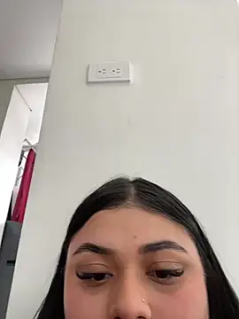 alissonfernandez  online show from 1, 2, 2025