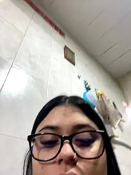 alissonfernandez  online show from 21, 9, 2025