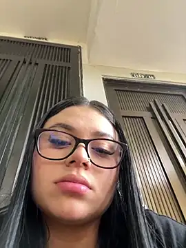 Snapshot of alissonfernandez_ chatting on 18, 5, 2026 alissonfernandez online show from 18, 5, 2026