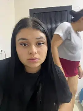 Snapshot of alissonfernandez_ chatting on 10, 6, 2026 alissonfernandez online show from 10, 6, 2026