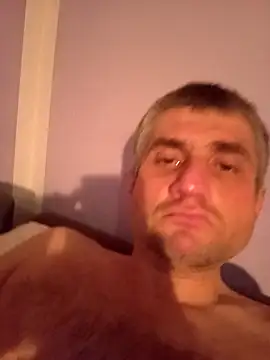 Snapshot of Gotowy40 chatting on 28, 10, 2025 Gotowy40 online show from 28, 10, 2025