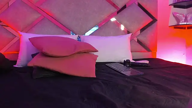 Snapshot of marian_pinzon chatting on 11, 3, 2025 marian pinzon online show from 11, 3, 2025