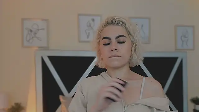 Snapshot of marian_pinzon chatting on 19, 12, 2025 marian pinzon online show from 19, 12, 2025