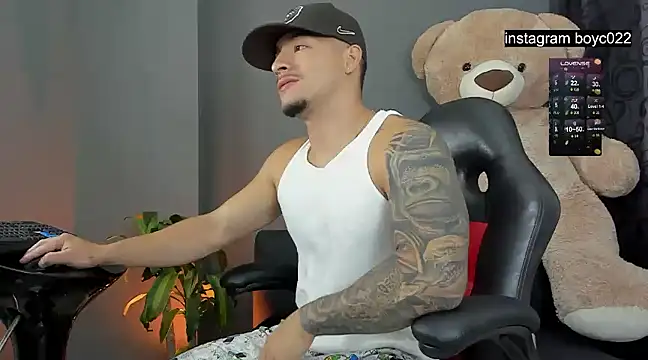 boyc022  online show from 13, 2, 2025