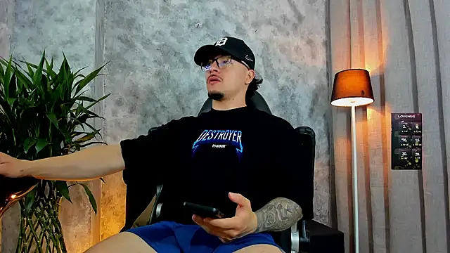 boyc022  online show from 24, 11, 2025