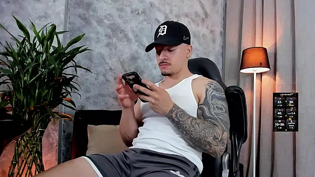 boyc022  online show from 7, 3, 2026