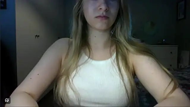 Snapshot of ROSIEx_sweet chatting on 4, 5, 2026 ROSIEx sweet online show from 4, 5, 2026