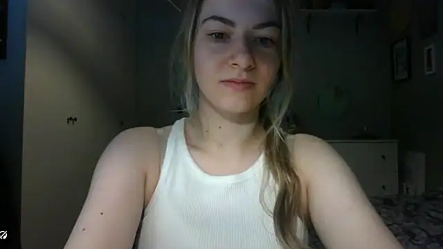 Snapshot of ROSIEx_sweet chatting on 5, 5, 2026 ROSIEx sweet online show from 5, 5, 2026