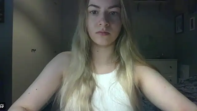 Snapshot of ROSIEx_sweet chatting on 7, 5, 2026 ROSIEx sweet online show from 7, 5, 2026