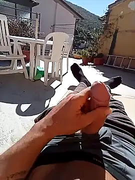 MrTamburine22 online show from 6, 10, 2025