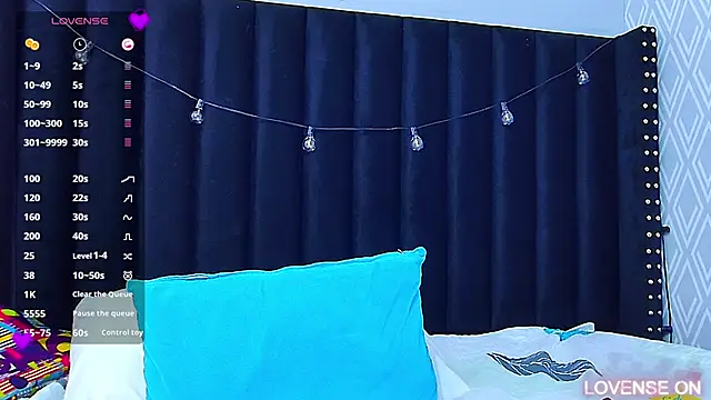 Snapshot of hornybarelylegalgirl chatting on 9, 3, 2025 hornybarelylegalgirl online show from 9, 3, 2025