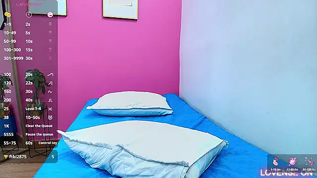 Snapshot of hornybarelylegalgirl chatting on 14, 3, 2025 hornybarelylegalgirl online show from 14, 3, 2025