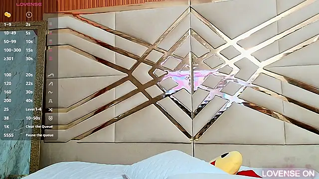 Snapshot of hornybarelylegalgirl chatting on 15, 3, 2025 hornybarelylegalgirl online show from 15, 3, 2025