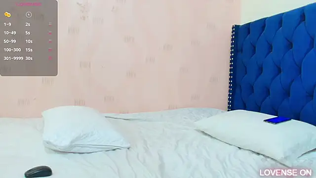 Snapshot of hornybarelylegalgirl chatting on 17, 3, 2025 hornybarelylegalgirl online show from 17, 3, 2025