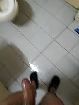 KeepCummingForYou73 online show from 15, 1, 2026