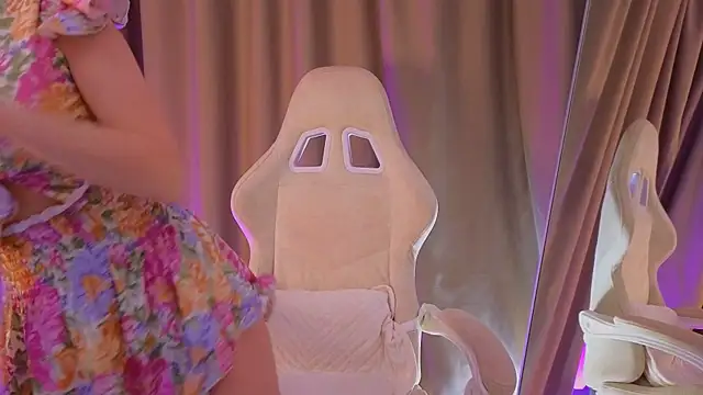 Snapshot of bubbling_crush chatting on 6, 2, 2025 bubbling crush online show from 6, 2, 2025