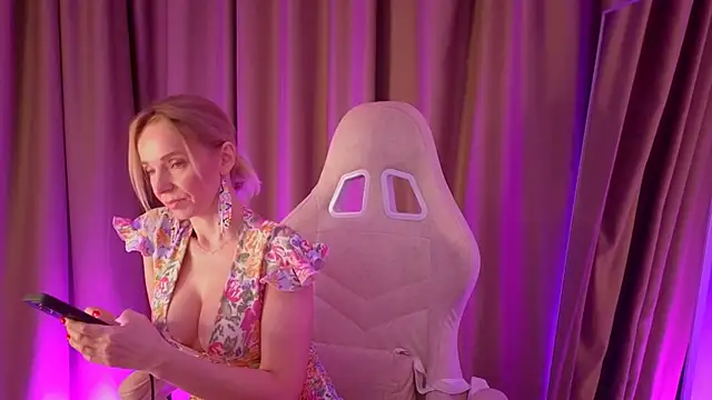 Snapshot of bubbling_crush chatting on 16, 2, 2025 bubbling crush online show from 16, 2, 2025