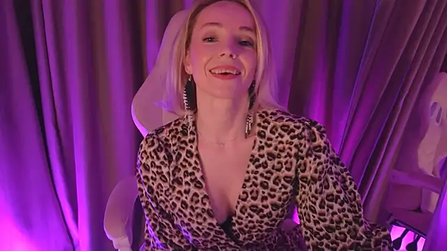 Snapshot of bubbling_crush chatting on 28, 2, 2025 bubbling crush online show from 28, 2, 2025