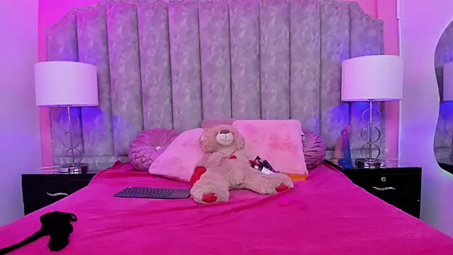 CoralHarmon online show from 22, 2, 2025