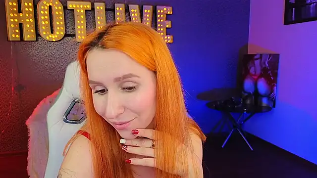 Snapshot of AliceBYKiss chatting on 31, 1, 2025 AliceBYKiss online show from 31, 1, 2025