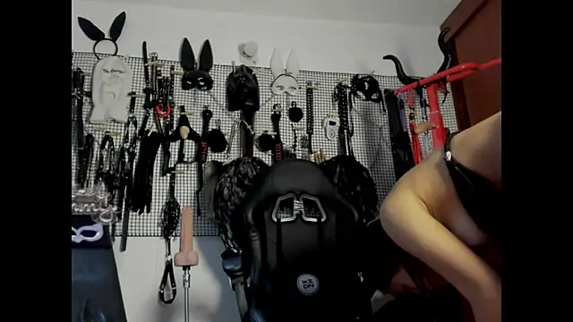 Snapshot of Evil_sammy chatting on 29, 5, 2026 Evil sammy online show from 29, 5, 2026