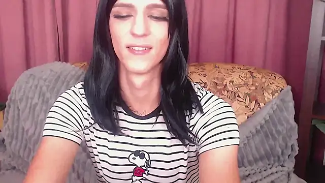 Snapshot of _CRYSTAL_tgirl chatting on 5, 12, 2024 CRYSTAL tgirl online show from 5, 12, 2024