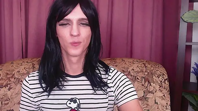 Snapshot of _CRYSTAL_tgirl chatting on 5, 12, 2024 CRYSTAL tgirl online show from 5, 12, 2024