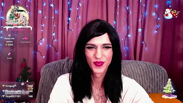 Snapshot of _CRYSTAL_tgirl chatting on 6, 1, 2025 CRYSTAL tgirl online show from 6, 1, 2025