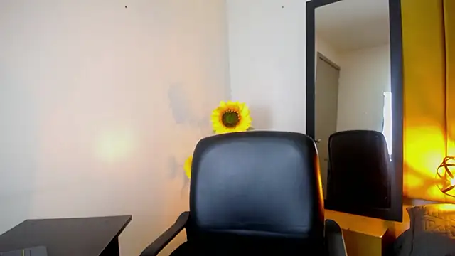 Lupiita223 online show from 4, 2, 2026