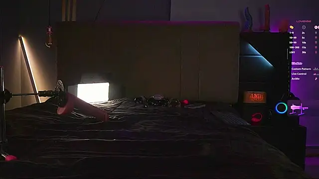 samuel boy tatoo online show from 29, 11, 2025