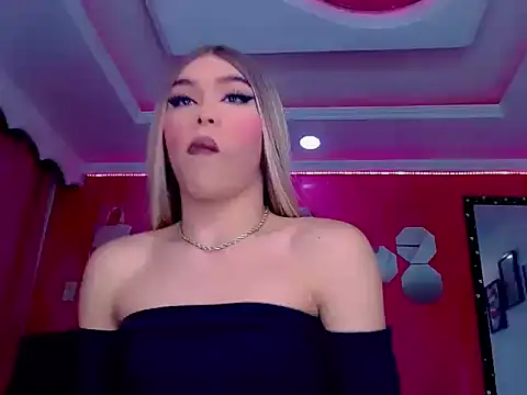 Snapshot of TiffanyMackensyy chatting on 28, 10, 2025 TiffanyMackensyy online show from 28, 10, 2025