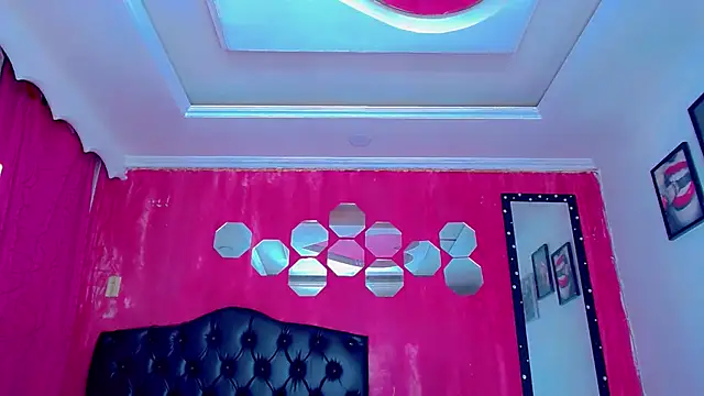 Snapshot of TiffanyMackensyy chatting on 16, 12, 2025 TiffanyMackensyy online show from 16, 12, 2025