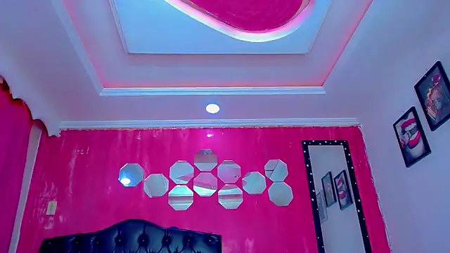 Snapshot of TiffanyMackensyy chatting on 22, 12, 2025 TiffanyMackensyy online show from 22, 12, 2025