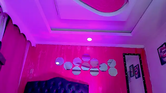 Snapshot of TiffanyMackensyy chatting on 22, 2, 2026 TiffanyMackensyy online show from 22, 2, 2026