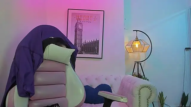 Theia moon online show from 8, 2, 2025