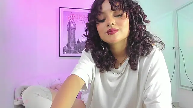 Theia moon online show from 28, 2, 2025