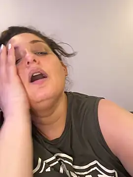 delinadelray online show from 8, 1, 2025